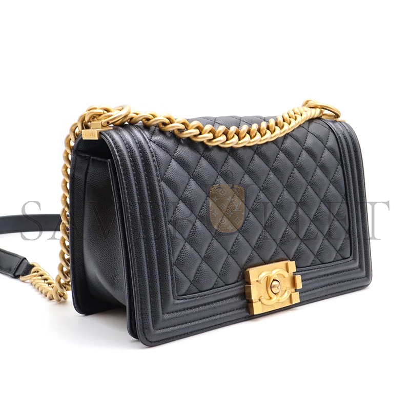 CHANEL CAVIAR MEDIUM QUILTED BOY BLACK A67086 B08358 94305 (25*15*8cm)